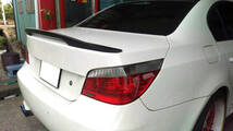 塗装対応 BMW 5シリーズ セダン E60 リアスポイラー トランクスポイラー 指定色塗装 P TYPE 2004-2010_画像2