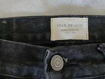 美品 Fear of God SSENSE限定 4th クラッシュ ブラック デニム ダメージ加工 裾ジップ FOURTH COLLECTION パンツ フィアオブゴッド_画像5