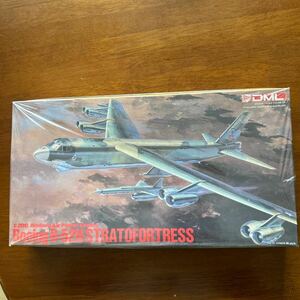 Dragon 1/200 B-52H ストラトフォートレス (袋未開封):画像容認の方へ: 定形外¥510