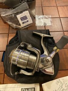 新品 シマノ SHIMANO ツインパワー 2500S ブラックバス アジング TWIN POWR