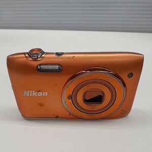 Nikon COOLPIX S3500 ニコン コンパクトデジタルカメラ オレンジ バッテリーなしジャンク品 ま