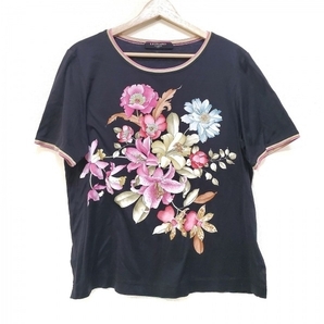 レオナール LEONARD 半袖Tシャツ - 白×ピンク×マルチ レディース 花柄 トップスの画像1