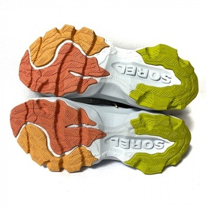 ソレル SOREL スニーカー 22.5 - 化学繊維 グレー×オレンジ×マルチ レディース 美品 靴の画像4