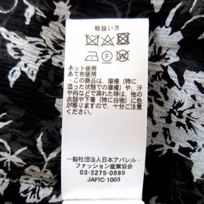 ダーマコレクション DAMAcollection サイズM - 黒×白 レディース 長袖/マキシ丈/花柄 ワンピースの画像6