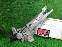 9EG1026EF1 ) トヨタ ヴォクシー Zキラメキ AZR60G/AZR65G 後期型 純正リア右レギュレーターモーター　85710-20380_画像1