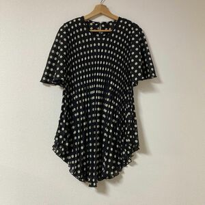 本日限定価格(お値引き不可)★シフォンブラウス★ドット柄チュニック丈 半袖チュニックゆったり