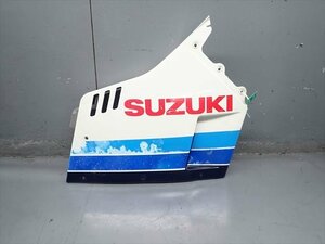 β240410-4 スズキ GSX-R750 GR71F 1型 (S60年式) 絶版！希少！ 純正 サイドカウル ミドルカウル 右 破損無し！