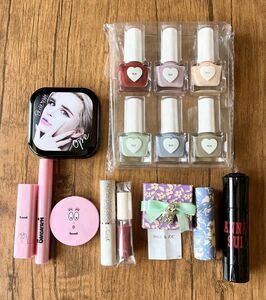 未使用 開封済み コスメ まとめ （付録含む）ポール&ジョー、ANNA SUI、snidel、ほか