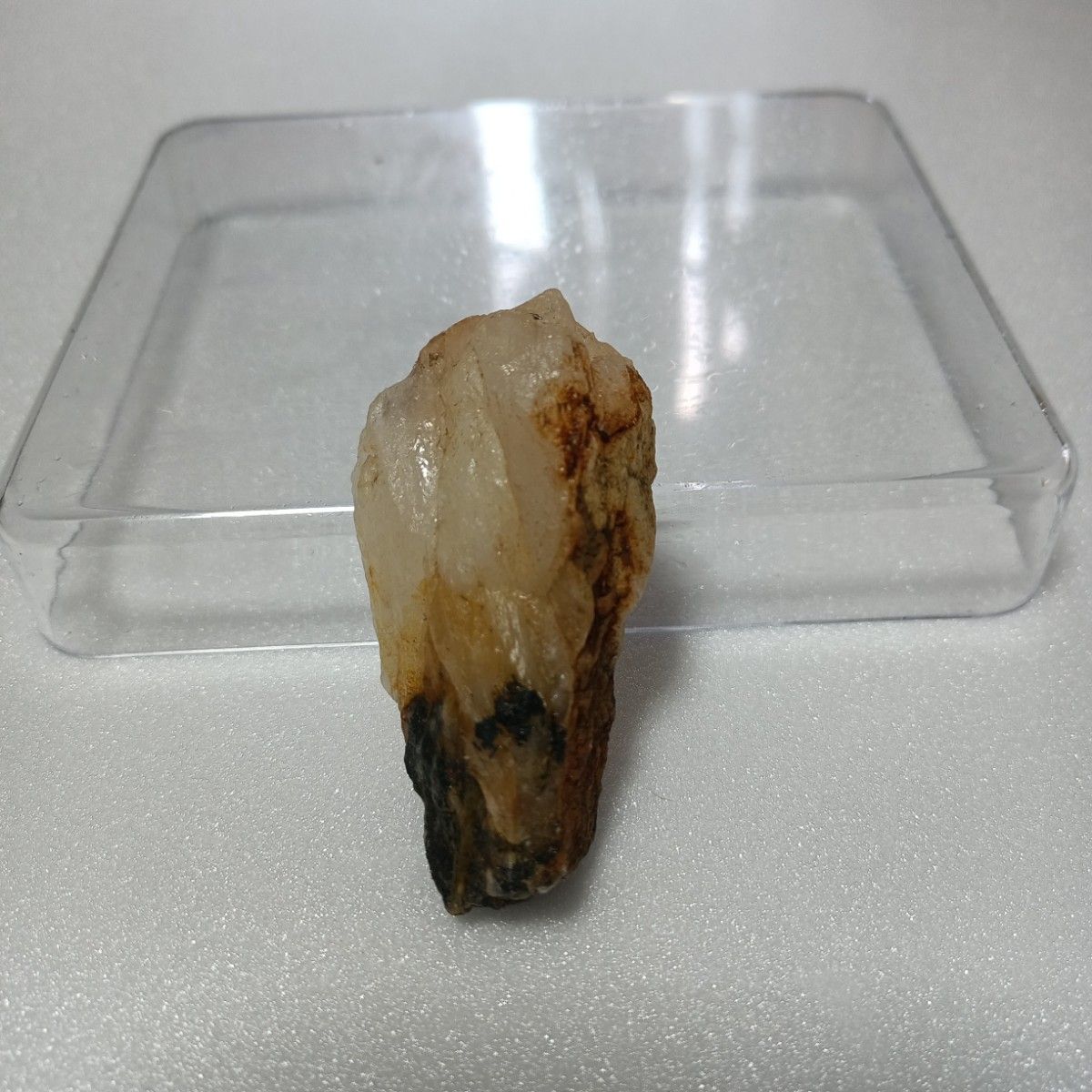 レア 虹入り エンジェルラダー 天然水晶六角柱 タワー ポイント レア 虹入り エンジェルラダー 天然水晶六角柱 タワー ポイント