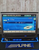 アルパイン 1DIN インダッシュ 7インチ IVA-D300J CD DVD AUX MP3/WMA 高級機 高音質 映像出力有 走行中視聴可 外車にも_画像2