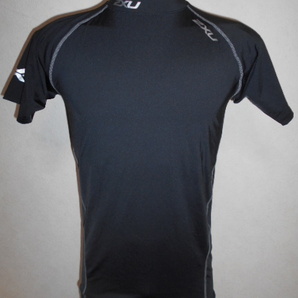 2XU ツータイムズユー 半袖トレーニングネックシャツ 黒 グレー XL インナーシャツの画像1