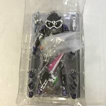 44　バンダイ S.H.Figuarts 仮面ライダーゲンム アクションゲーマー レベル0 中古品 (60)_画像5