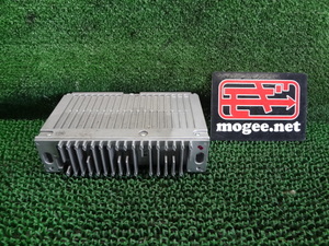 3FD4551 MK3)) トヨタ エスティマ AHR20W 中期型 ハイブリッドＧ 純正 オーディオアンプ　86280-28240