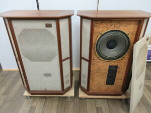 M【4-14】●21 岩手県盛岡市引き取り限定 TEAC TANNOY MEMORY タンノイ スピーカー ペア 鍵無し 動作未確認 ジャンク品