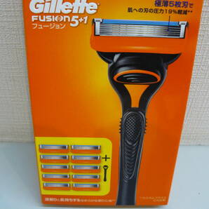 30625●Gillette フュージョン 5+1 ホルダー＆替刃10個付お得セット 未開封未使用品の画像3