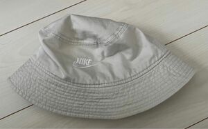 NIKE バケットハット 白 ベージュ