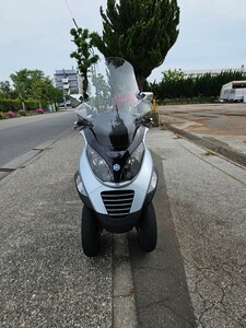  usual license .ok! side car attaching registration mandatory vehicle liability insurance guarantee 1 year attaching! Piaggio mp3 selling out! trike immediately riding ...!