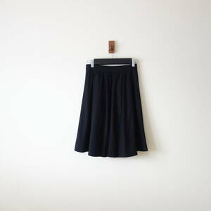 *Theory( theory ) flair skirt *