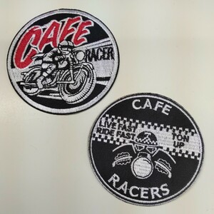 ◎ C A F E R A C E R と記されたワッペン 2枚セット s228