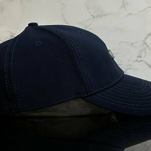 【未使用品】45B★OAKLEY オークリー キャップ 帽子 CAP 上品で高級感のあるネイビーの伸縮素材にメタル製ロゴ♪《伸縮前56㎝～59㎝位迄》の画像3