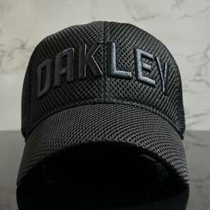 【未使用品】911RB 上品★OAKLEY オークリー キャップ 上品で高級感のあるデザインのクッションメッシュ素材にブラックロゴ《FREEサイズ》の画像2