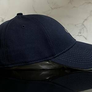 【未使用品】43B★OAKLEY オークリー キャップ 帽子 CAP 上品で高級感のあるネイビーの伸縮素材にグレーロゴ《伸縮前57㎝-61㎝位迄》の画像3