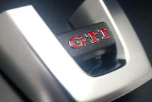 VW ゴルフ6 GTI / 6R ポロ GTI ステアリングバッジ オーバーレイ （ステッカー）GOLF6 POLO_画像2