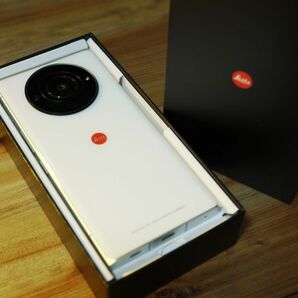 【最短当日発送】LEITZ PHONE 2 LP-2 Leica white 512GB【ライカ】