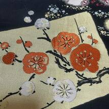 ●きもの翠● 美品 アンティーク しつけ糸付き 綴れ織 唐織 蘇州刺繍 金銀糸 金箔 梅 名古屋帯 九寸 和装 和服 着物 正絹 #X170_画像3