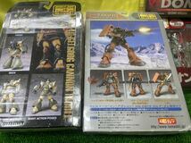 未開封　MS in ACTION モビルスーツインアクション　ドム　セカンドバージョン　3体　ジオン軍地球侵攻セット　ガルマザクゲルググキャノン_画像2