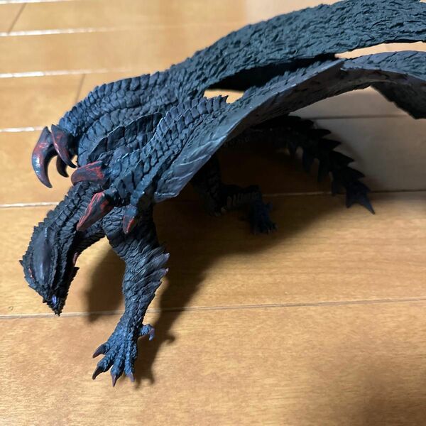 モンハン　ゴアマガラ　フィギュア