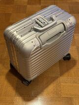 未使用品　リモワ オリジナル コンパクトRIMOWA Original Compact_画像3