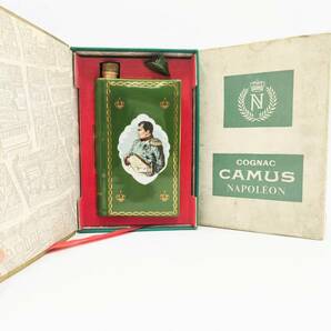 （未開栓）カミュ ナポレオン ブック 緑 陶器 グリーン ブランデー コニャック CAMUS NAPOLEON COGNAC 箱付き 替え栓付き 古酒 700ml の画像1