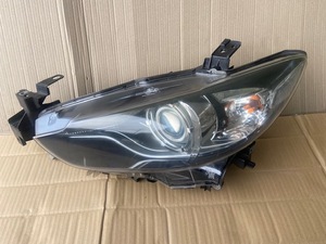 アテンザワゴン GJ2FW 純正HID　ヘッドライト右　100-41941【C6263】