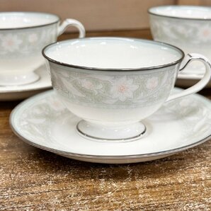 Noritake[ノリタケ]ティーカップ＆ソーサー 5客セット グリーン 花柄 未使用品の画像2