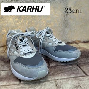 新品同様　カルフ KARHU レガシー Legacy 96 KH806021（ドーンブルー/ブライトホワイト）25cm