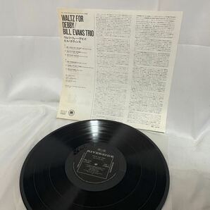 Waltz For Debby Bill Evans Trio ワルツ フォー デビイ ビル・エヴァンス 帯付 LP レコードの画像3