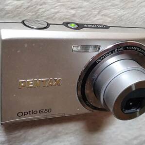 PENTAX コンパクトデジカメ Optio E80 シルバー USED品 10メガピクセル 単3電池使用 即決有り送料込みの画像2