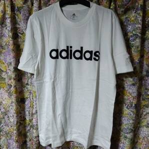 XO/白/新品/adidas アディダス/メンズ 半袖Tシャツ 2XL 3Lぐらい 大きいサイズ エッセンシャル 春夏用の画像1