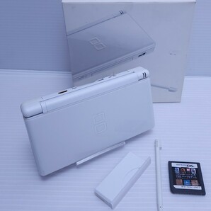 美品 /動作品 任天堂 ニンテンドー DS Lite 本体 USG-001 DSライトタッチペン付属 ゲームソフト/レトロゲーム 希少品 箱付(H-273)の画像1