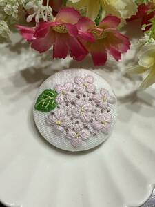 40mm【ハンドメイド 】紫陽花 刺繍ブローチ 手刺繍 立体刺繍 ブローチ 花刺繍