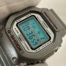 G-SHOCK ジーショック CASIO カシオ 腕時計 DW-5600 平山ユージ 伊藤由里子 谷慎吾 コラボ デジタル クォーツ シルバー 【IT0BEU2GX3TK】_画像9