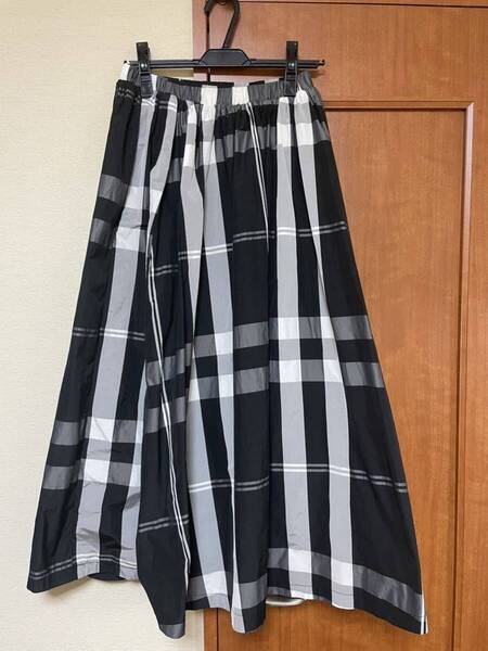 AMELYエミリー チェックロングフレアースカートM