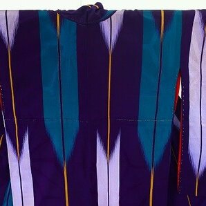 【着物フィ】アンティーク お召 小紋 身丈158cm 矢絣 紫 大正ロマン レトロ 正絹 仕立て上がり kimono 袷 15928の画像4