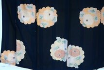 【着物フィ】アンティーク 小紋 身丈152cm 黒 菊 大正ロマン レトロ 仕立て上がり kimono 袷 15912_画像3