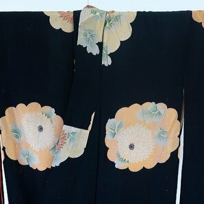 【着物フィ】アンティーク 小紋 身丈152cm 黒 菊 大正ロマン レトロ 仕立て上がり kimono 袷 15912の画像8