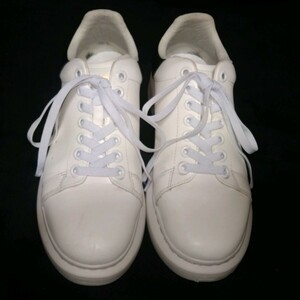 Antonio (Alexander) McQueen Mens オーバーサイズド スニーカー レザー 27.5cm White/Navy 箱なし(詳しくは商品説明をお読みください)