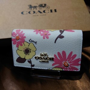 【1スタ】C-470 新品未使用 COACH ファイブ リング キーケース フローラル クラスター プリント 並行輸入品の画像1