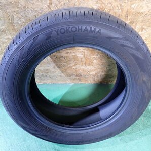 RK3382【送料無料205/60R16】1本 ヨコハマ ブルーアース RV RV03 2022年製 中古夏タイヤ ラジアルタイヤ アルファード《即決》の画像2