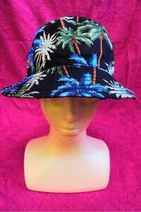 ニューエラ NEW ERA バケットハット Palm Tree ハット 帽子 ホワイトパームツリー スケーターファッション ストリート 総柄 ボタニカル柄